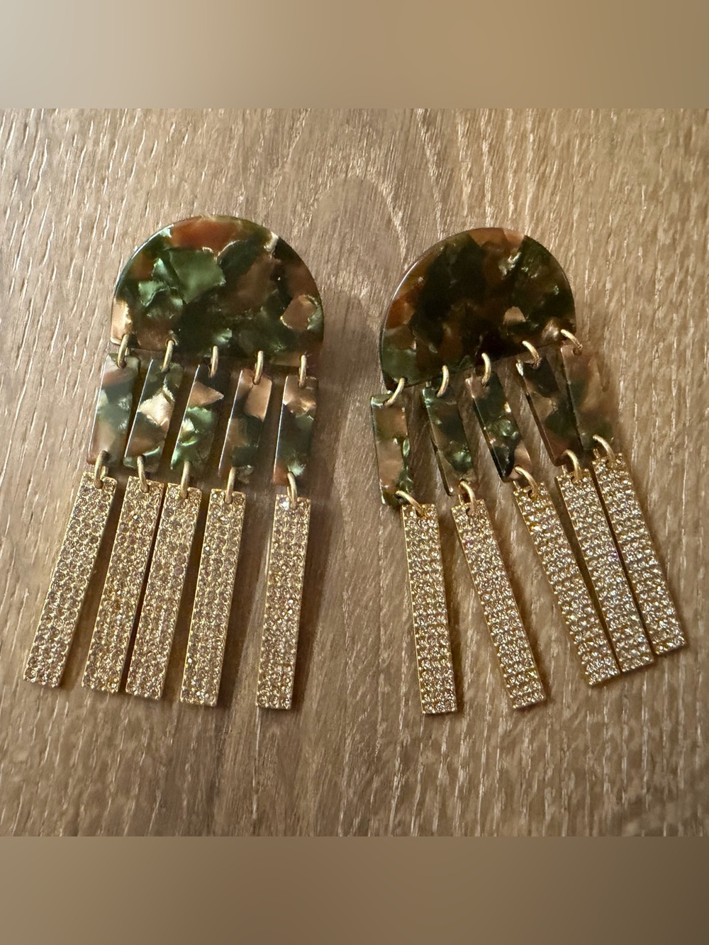 India Hicks Gold and Olive Tortoiseshell Tassel Earrings